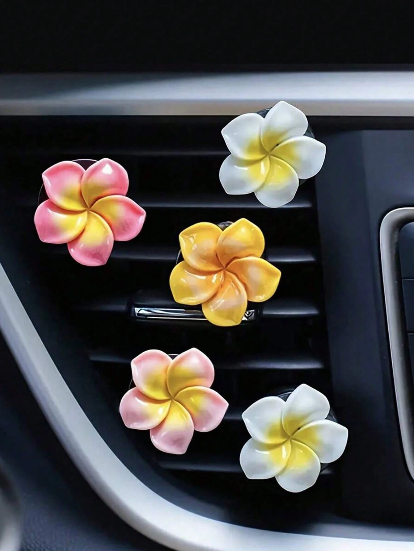 4pcs Car Air Outlet Decoration Beautiful Peach Blossom Car Air Conditioning Decoration