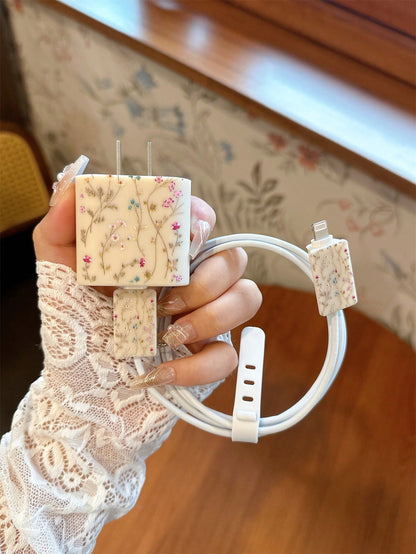 4pcs Floral Pattern TPU Charger Protector Case, Compatible With IPhone 13/14/15, Fits 18W/20W Adapter- Includes Cable And Tip Cover, Ideal Gift