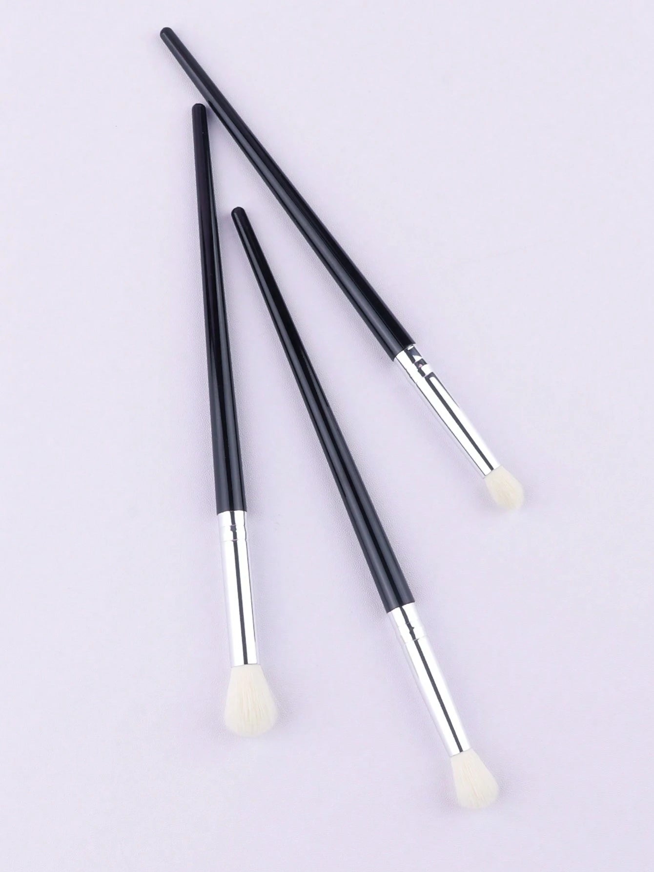 4pcs Makeup Brush Set, Including Eyeshadow, Highlighter, Nose Contour, Eyebrow- Soft & Skin-Friendly Makeup Tools, Portable Travel Cosmetic Kit,Eyebrow Brush,Eyeshadow Brush,Spoolie,Spoolie Brush,Giv