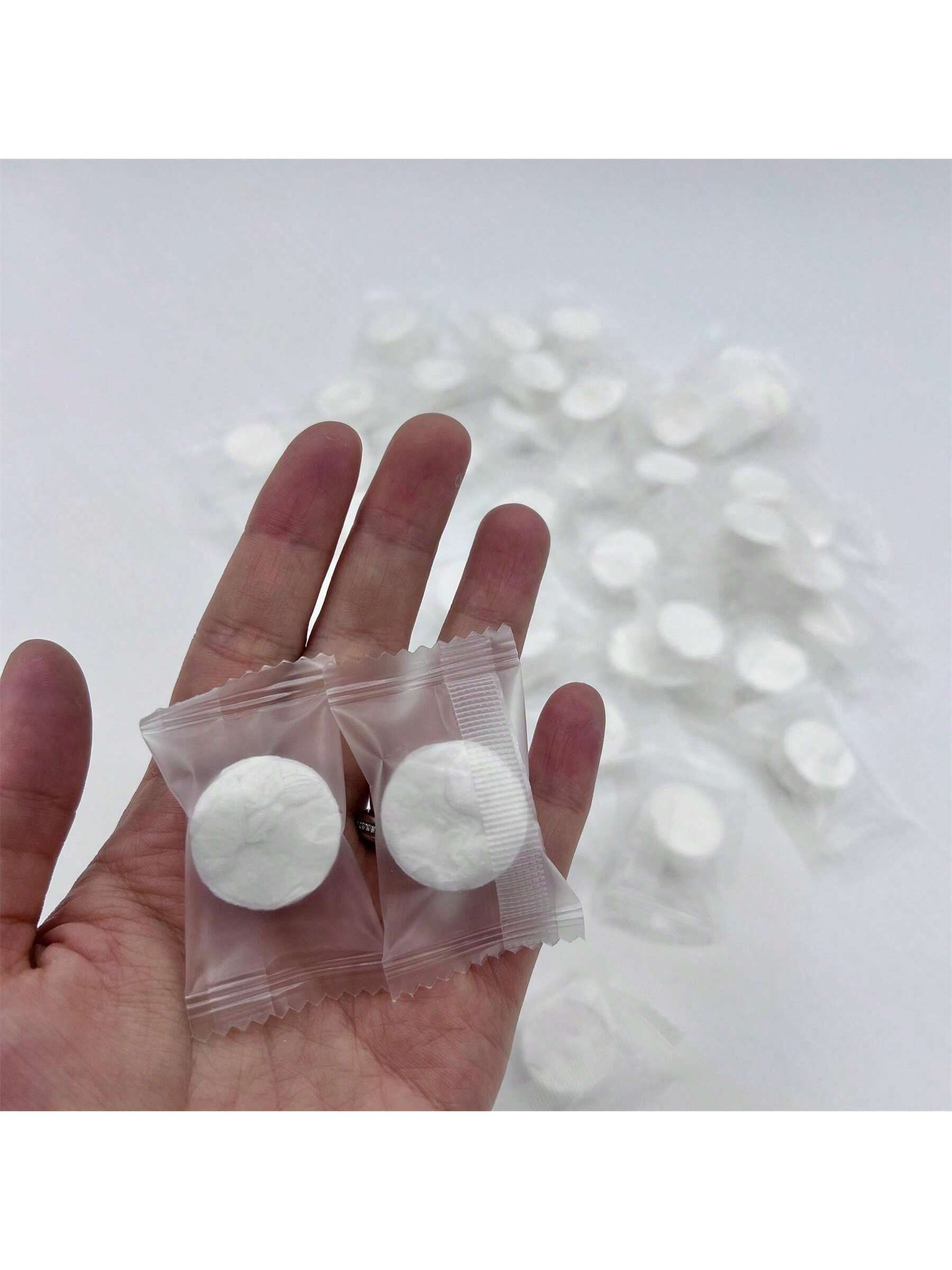 500pcs Portable Towels, Disposable Compressed Towels, Camping Wipes And Toilet Paper, Ideal For Outdoor Camping And Hiking, For Travel