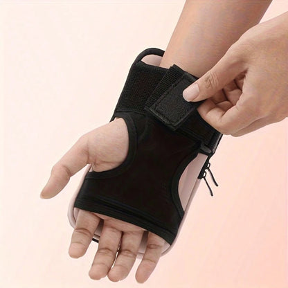 A Stylish Handheld Bag For Men And Women Designed For Running, Compatible With Devices Up To 17.78 Cm, Ideal For Outdoor Sports Like Running, Cycling, And Other Activities.