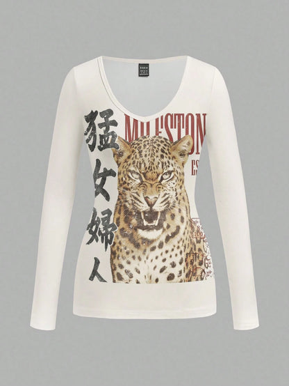 Attitoon Plus Size Women's V-Neck Fitted Long Sleeve T-Shirt, Casual Minimalist Everyday Versatile Party Gathering Vintage Punk Airport Y2K Top, Leopard Chinese Character Distressed Print Pattern, Out