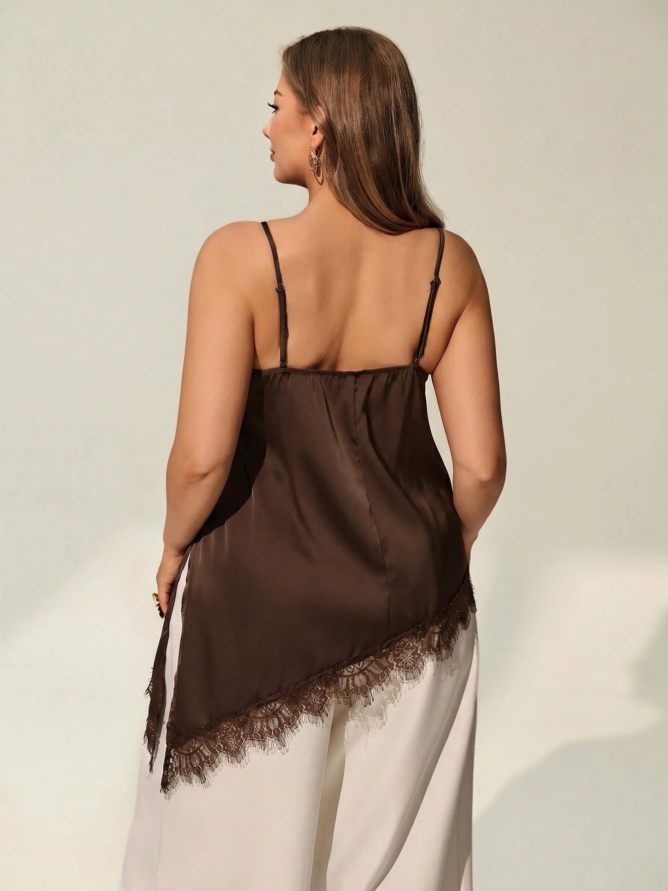 Auralis Plus Size Women Asymmetrical Hem Lace Patchwork Camisole Top