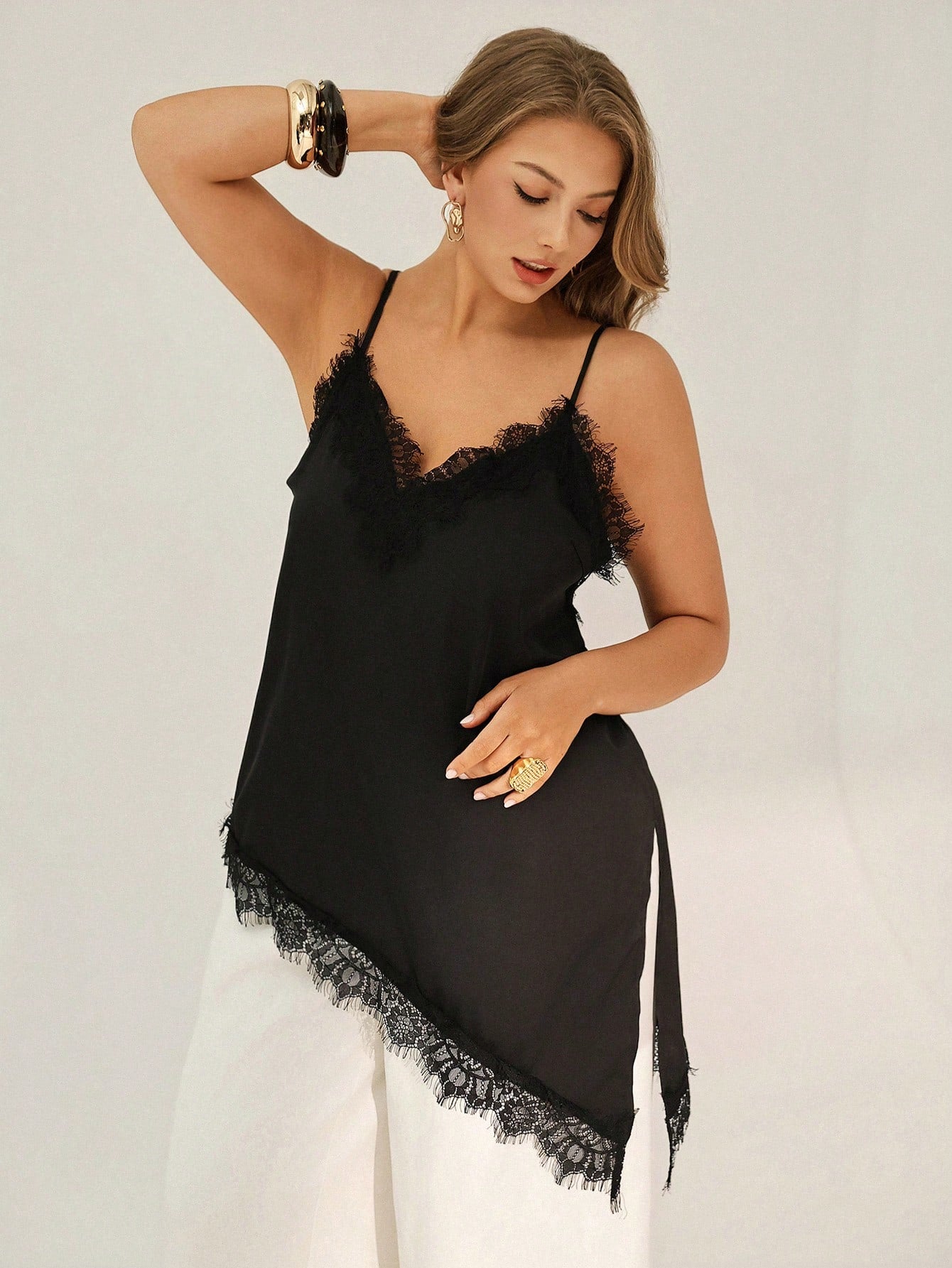Auralis Plus Size Women Asymmetrical Hem Lace Patchwork Camisole Top