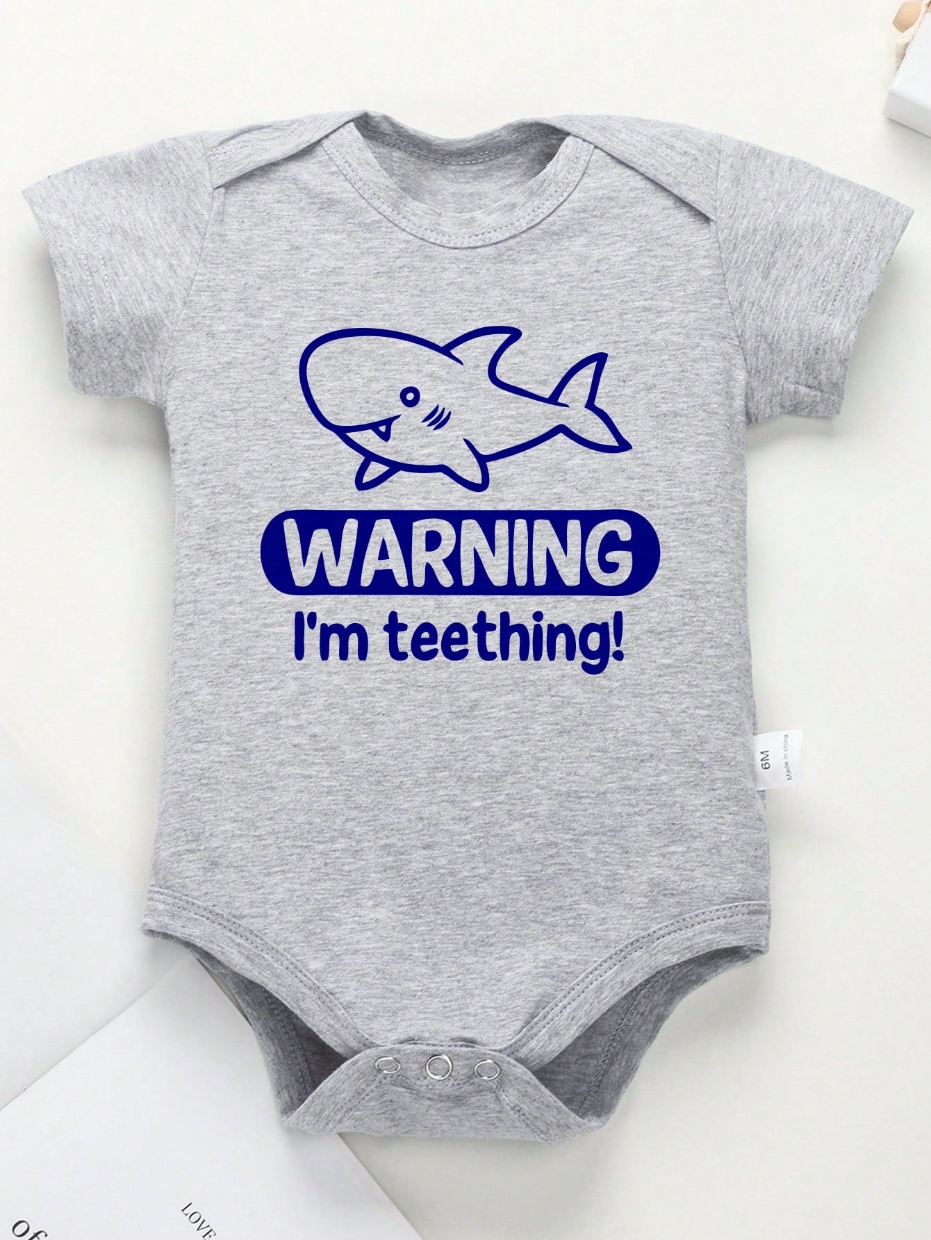 AYJK7 Shark WARNING I'M TEETHING Print Funny Newborn Clothes 100% Cotton Triangle Jumpsuit, Casual Comfortable Short Sleeve Baby Romper