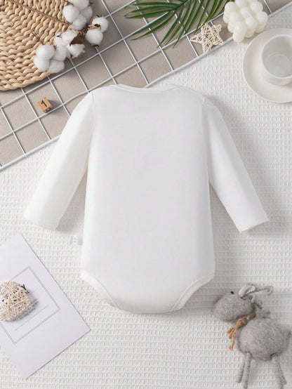 Baby 2026 Outfit- "I'm The Best Thing To Come Out Of 2026" White Short-Sleeve Bodysuit With Number 26 Print, First Year Milestone Romper, Pregnancy Announcement Gift For 2026 Birth Year, Perfect For