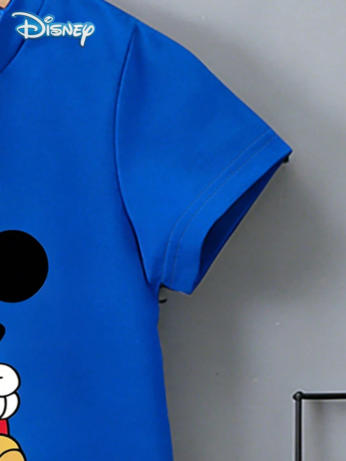 Baby Boy T-Shirt Set, Summer Disney Fresh Vacation Style, Straight Round Neck Blue Mickey Mouse T-Shirt + Black Shorts, Casual Daily Outing, Vacation, Gathering, Party Outfit, Suitable For Girls Under