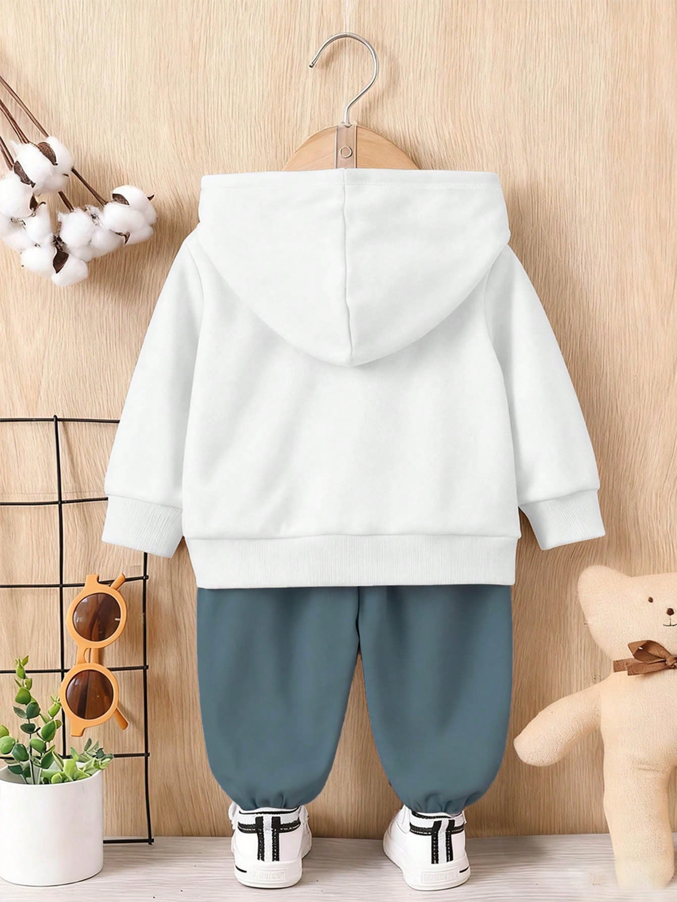 Baby Boys Black And White,Autumn,Cute,Matching Family Hoodie And Sweatpants Set,Polka Dot Letter Slogan Heart Graphic Print Casual Comfortable Outfit