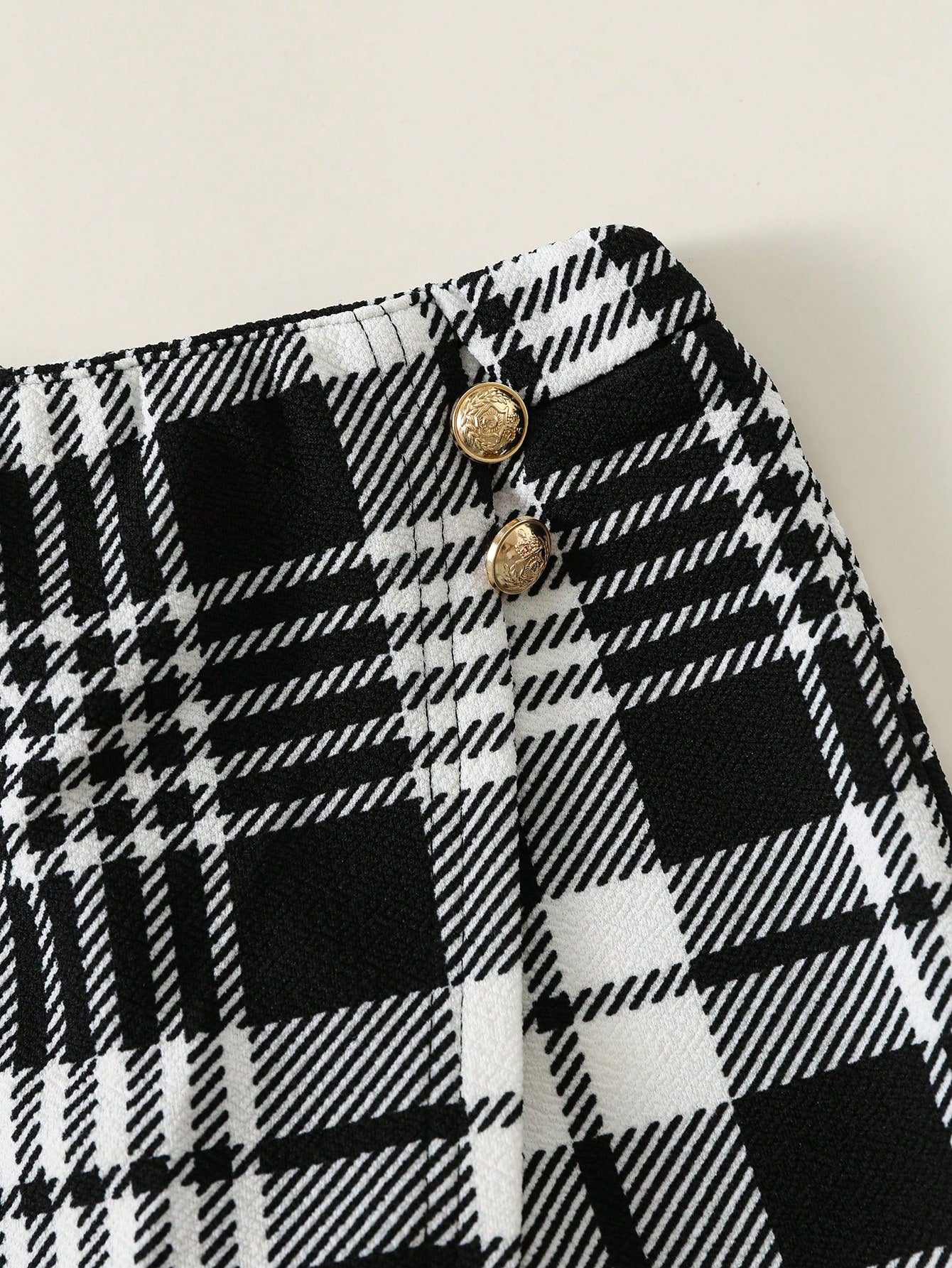 Baby Girl Cute & Elegant Knitted Black Long Sleeve T-Shirt And Plaid Elastic Waist Skort Set, Autumn/Winter