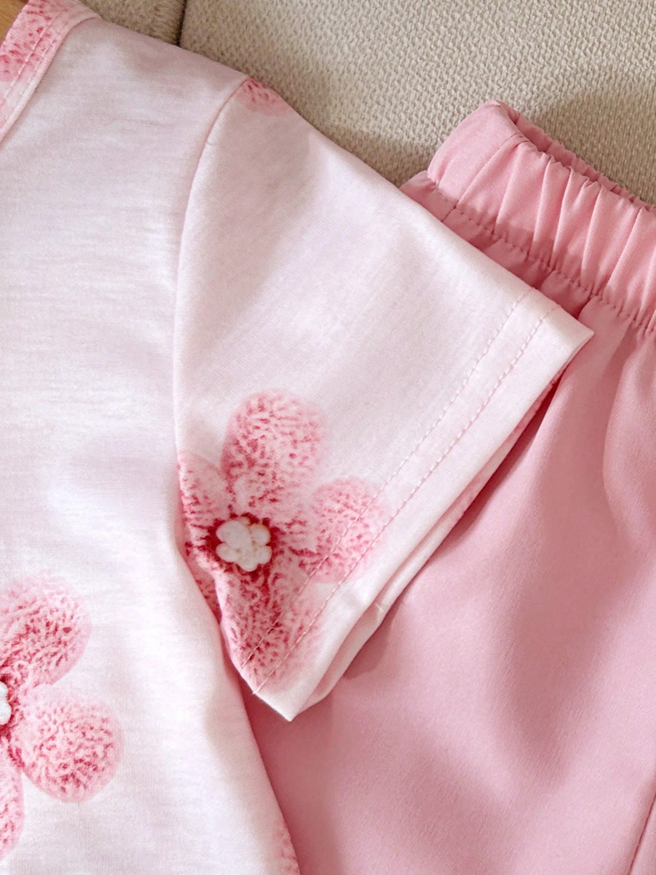Baby Girl Fashion Casual Cute Versatile Round Neck Printed Short Sleeve Top And Pink Long Pants Soft Minimalist Elegant 2-Piece Set Suitable For Summer School Vacation Travel Various Occasions D