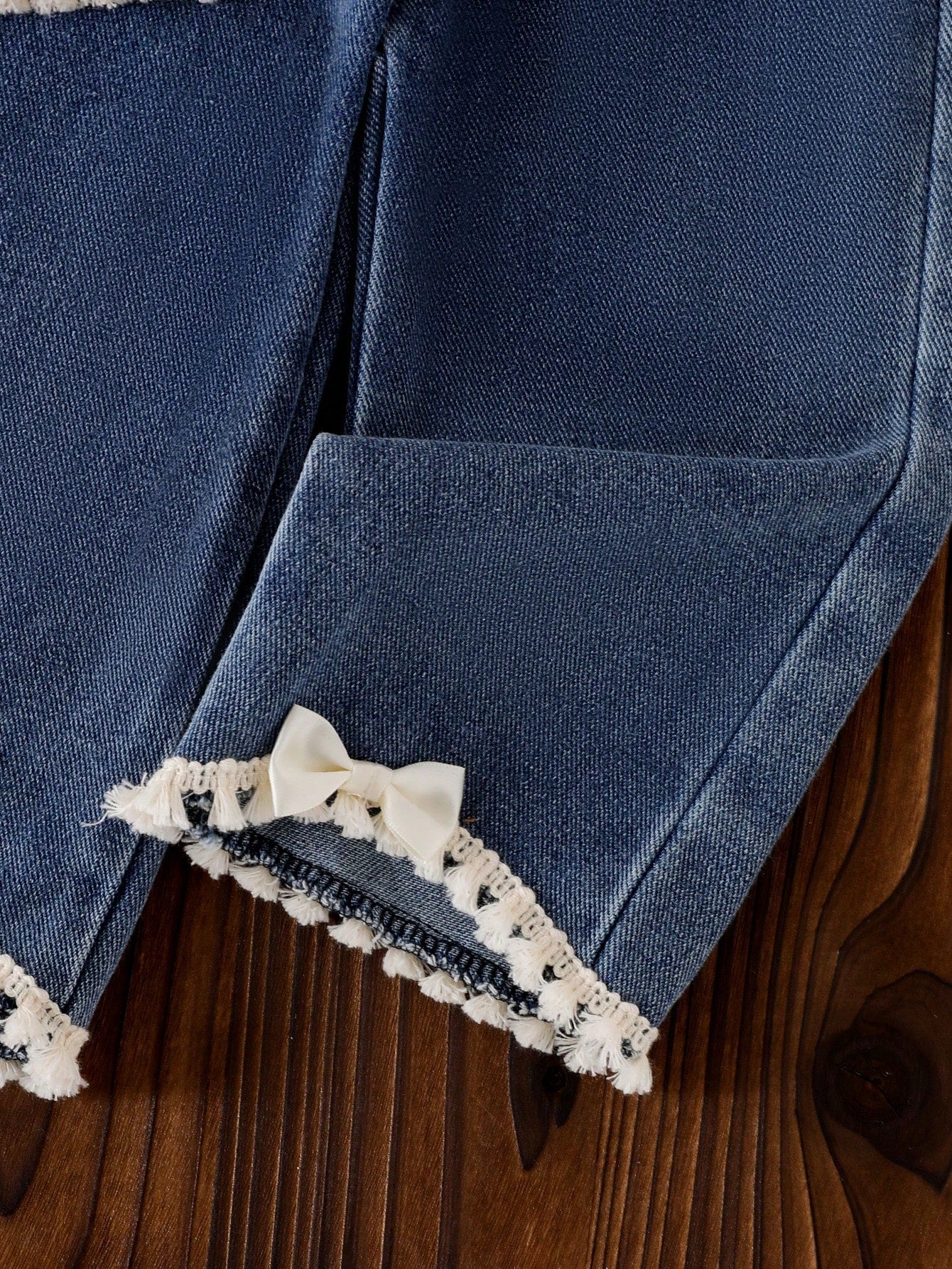 Baby Girl Spring/Autumn Cute Set: 3D Bow Long-Sleeve Pullover + Denim Pants 2-Piece Casual Outfit