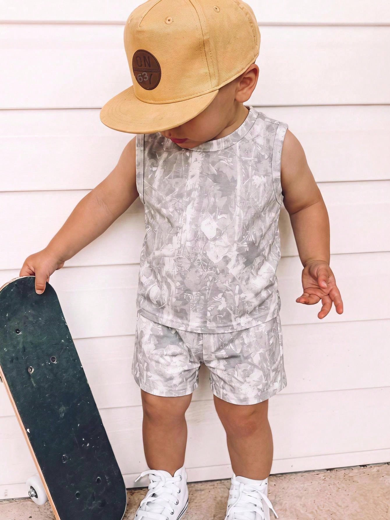 Babyboy Street Style Versatile Printed Pattern Loose Tank Top & Elastic Waist Shorts Set