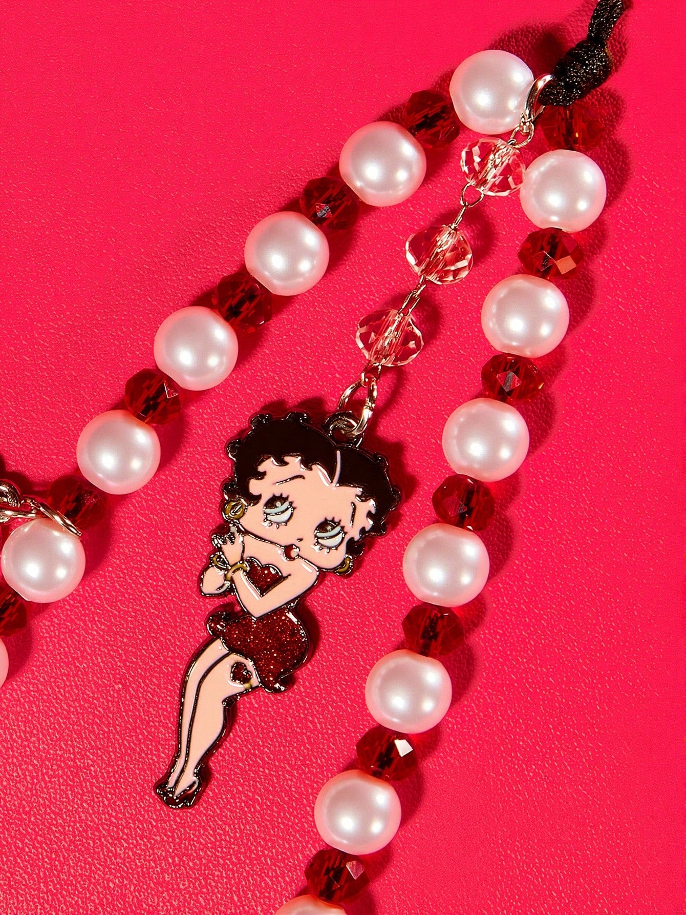 Betty Boop x Fashion Zinc Alloy Red White Handmade Beaded Mobile Phone Chain Ladies Sweet Mobile Phone Lanyard Mobile Phone Charm, Love, Love, Kiss,Gift Ideas,Party,Holiday,Valentine's Day