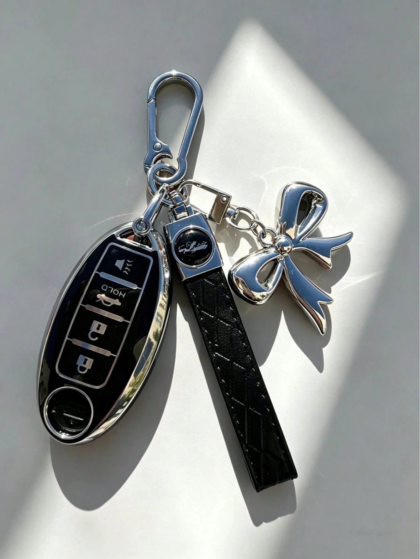Bow Knot Keychain Set Ev 4-Key For Nissan Key Chain Protector (With Key Chain)- Soft TPU, Fit For Nissan Altima, Sentra, Maxima, Rogue, Armada, Pathfinder & For INFINITI Smart Remote Control- Perfec