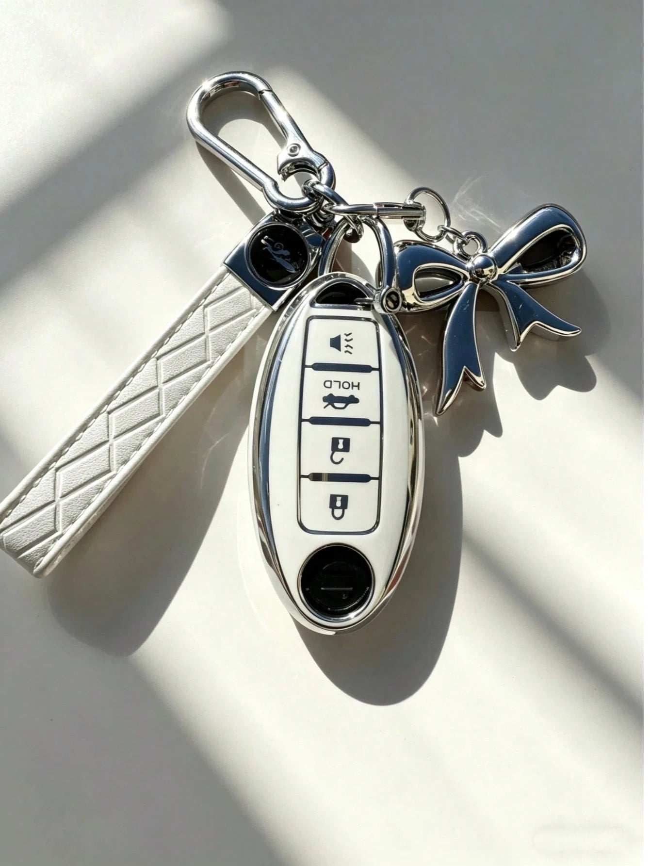 Bow Knot Keychain Set Ev 4-Key For Nissan Key Chain Protector (With Key Chain)- Soft TPU, Fit For Nissan Altima, Sentra, Maxima, Rogue, Armada, Pathfinder & For INFINITI Smart Remote Control- Perfec