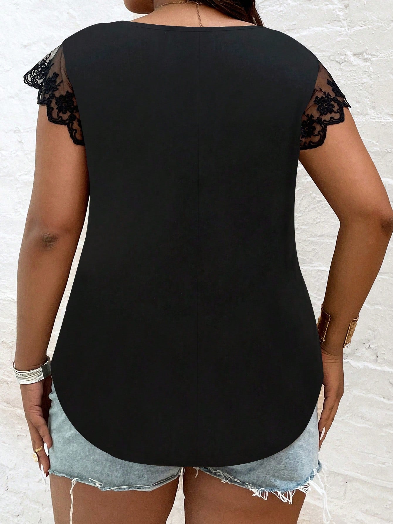 Breezaya Plus Pearls Beaded Contrast Lace Curved Hem Tee