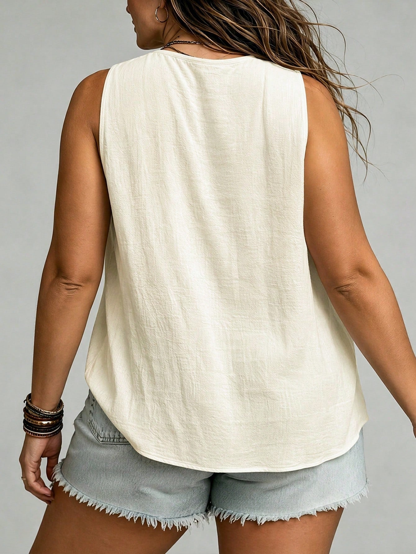 Ceyna Plus Size Women's French Casual Elegant Loose V-Neck Sleeveless Camisole Tank Top