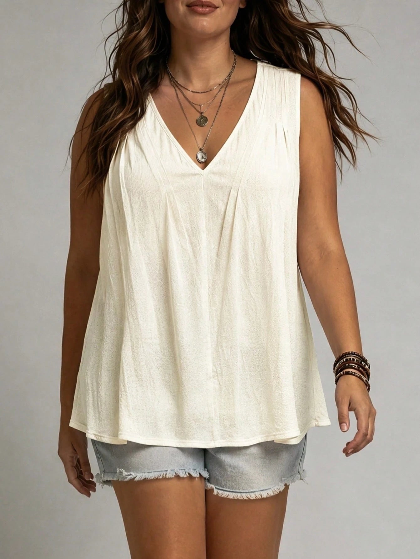 Ceyna Plus Size Women's French Casual Elegant Loose V-Neck Sleeveless Camisole Tank Top