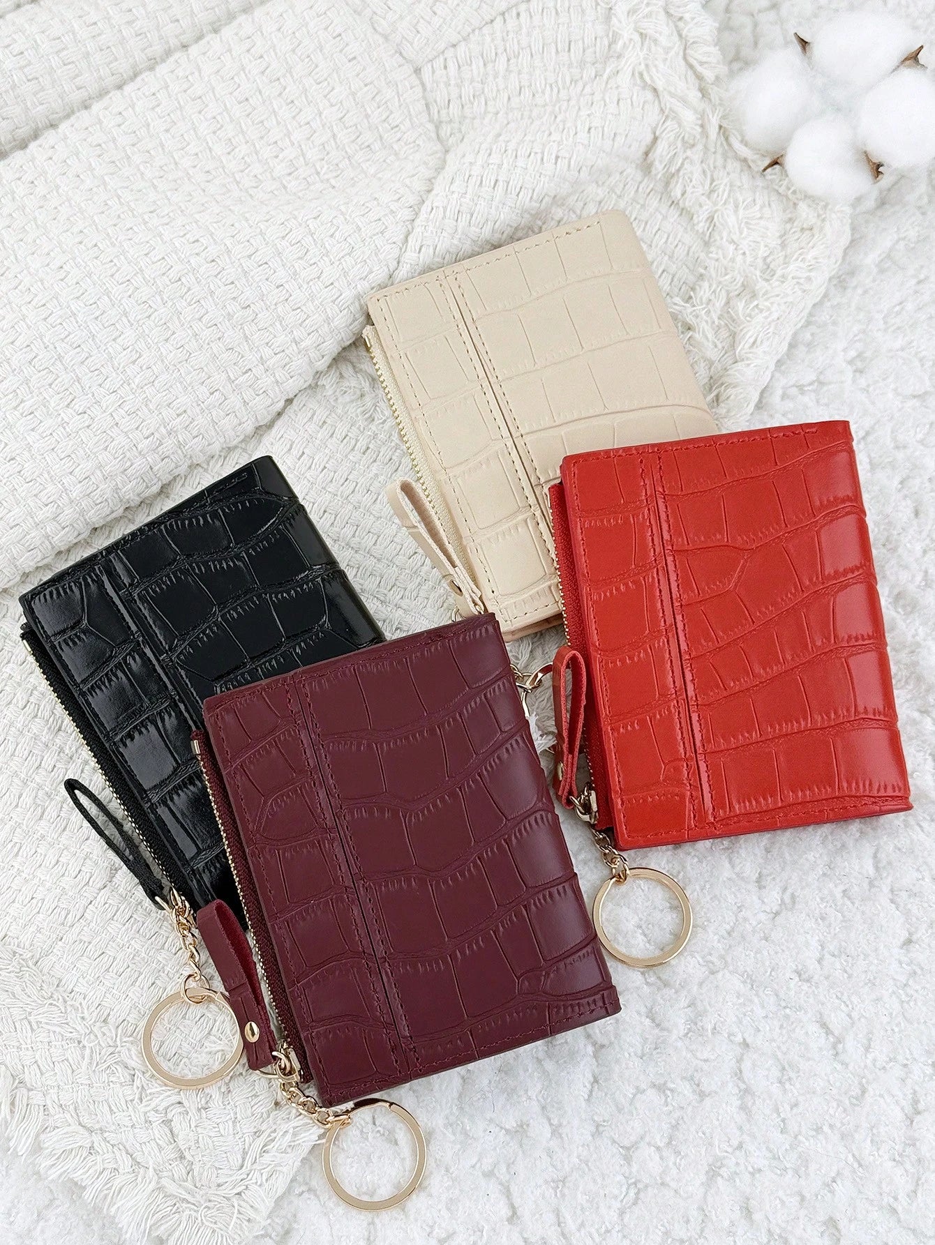Chain Keychain, Burgundy Letter Decor Folding Small Wallet, Women's Lightweight Minimalist Bifold Coin Purse Card Holder, Cute Fashion Birthday Christmas Anniversary Gift For Ladies, Business, Birthda