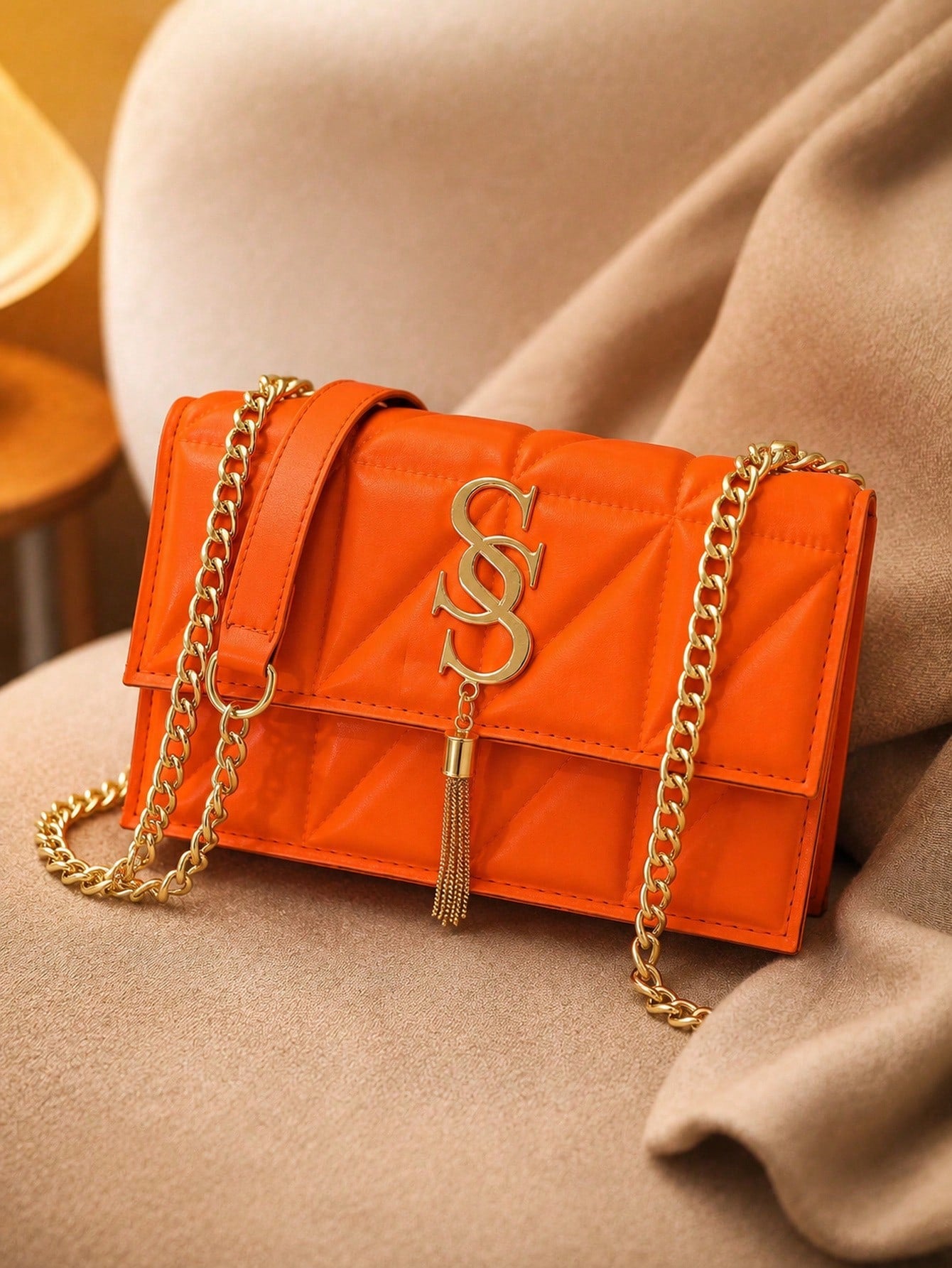 Chic Shoulder Bag With Durable PU Leather Vibrant Red Hand Bags For Stylish Women Elegant Purses Shoulder Bag Ideal For Party Vacation Purse
