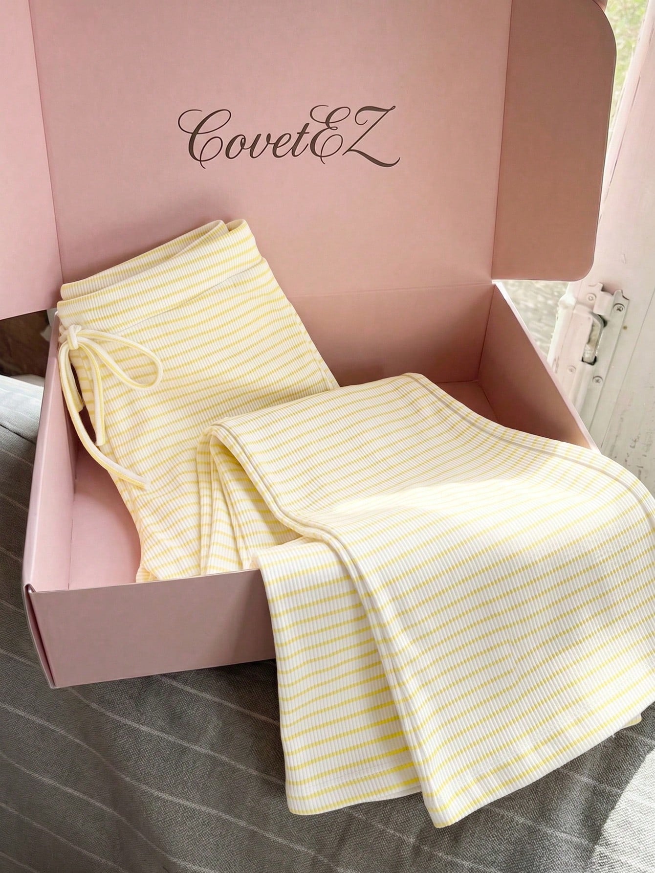 CovetEZ Women's Casual White Pants, Autumn Set, Striped Set, Striped Set, Loungewear, Women's Casual Wear, Lounge