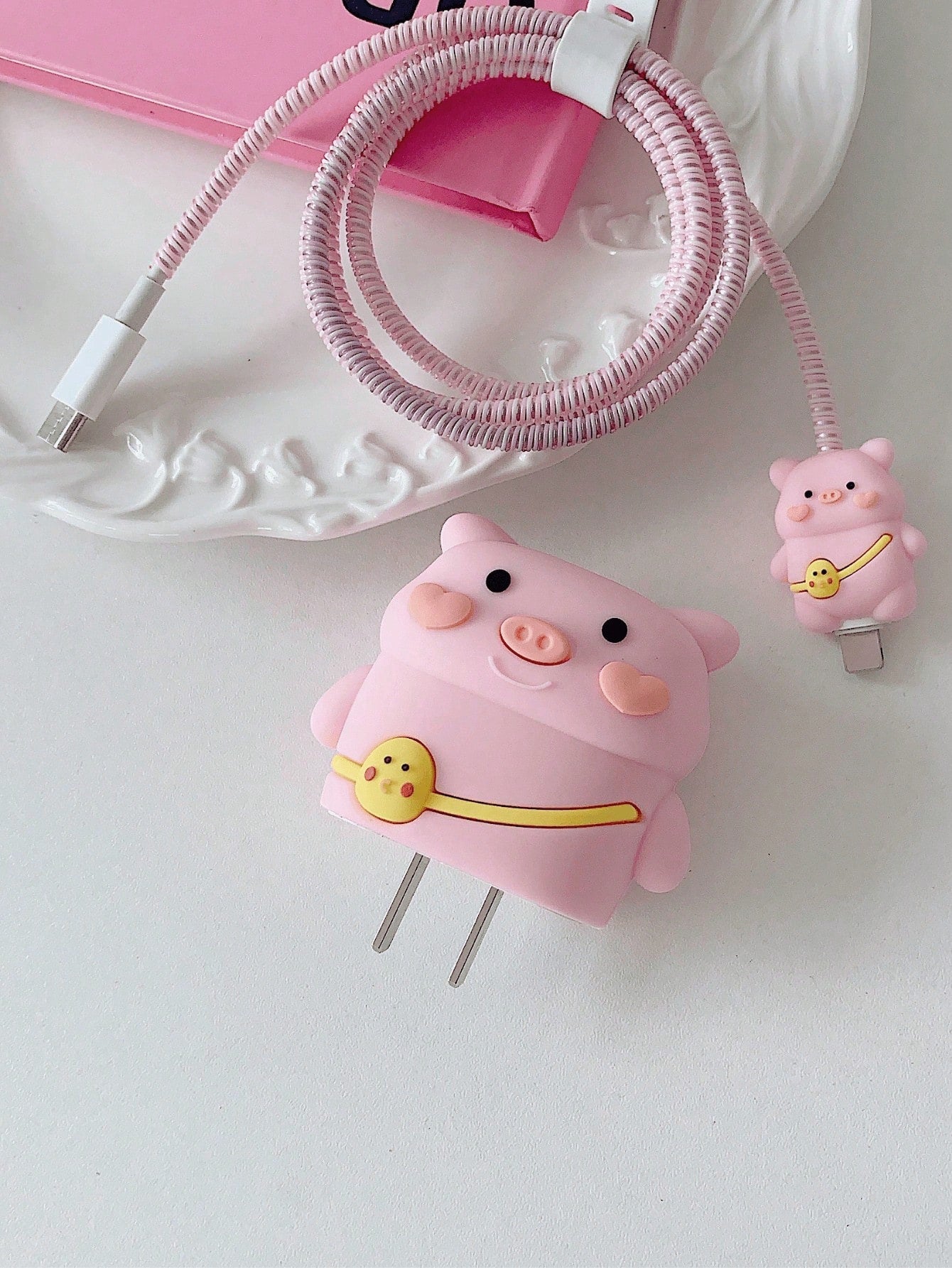 Cute Charger And Data Cable Protector Set, Compatible With Apple 20W Charger, Includes Cable Protector, Cable Organizer And Plug Cover, 4-Piece Charger Protector Set