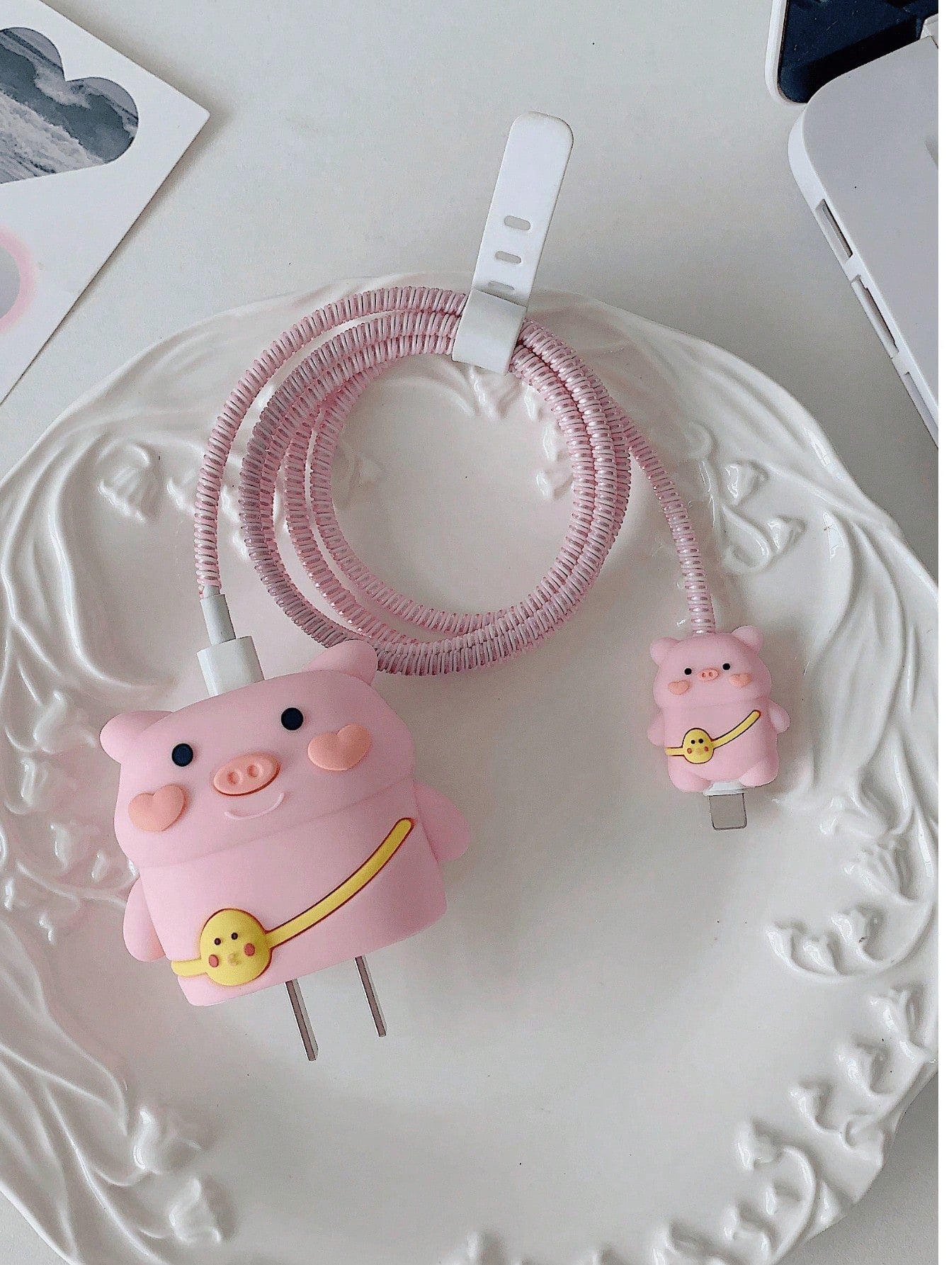 Cute Charger And Data Cable Protector Set, Compatible With Apple 20W Charger, Includes Cable Protector, Cable Organizer And Plug Cover, 4-Piece Charger Protector Set