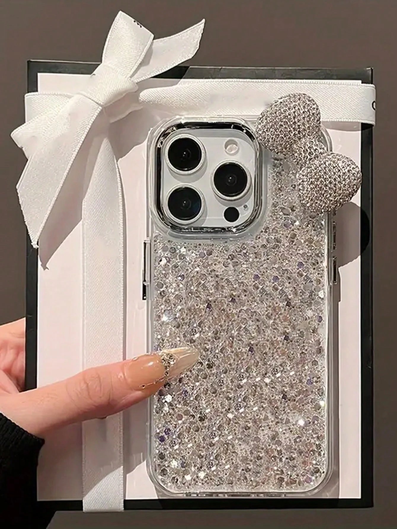 Cute Luxury Bow Element Fashion Rhinestone Epoxy Glitter Phone Case Compatible With IPhone 16 15 14 13 12 11 Pro Max Cute Bow Anti-Drop Protective Cover Waterproof Shockproof Scratch Resistant Spring