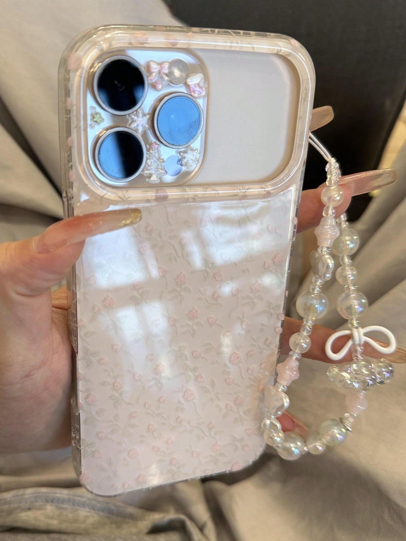 Cute Pink Wristlet Style Faux Pearl Element Fashion Phone Case Shockproof Case Wavy Pointed Bow Pendant Phone Case Compatible With 17 Pro Max 17 Pro 17 Air 17 16 15 14 13 12 11 Pro Max Jelly Texture C