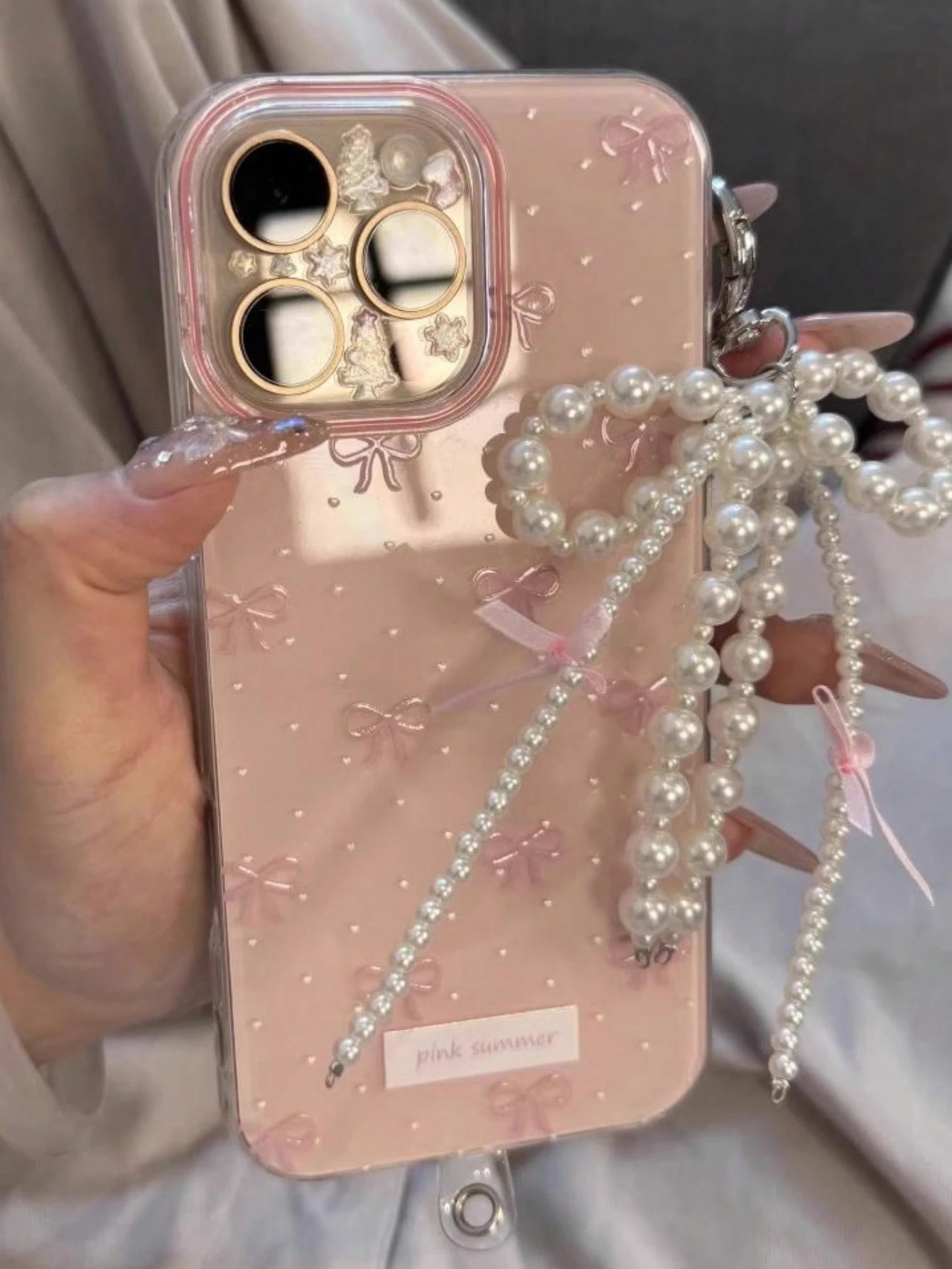 Cute Pink Wristlet Style Faux Pearl Element Fashion Phone Case Shockproof Case Wavy Pointed Bow Pendant Phone Case Compatible With 17 Pro Max 17 Pro 17 Air 17 16 15 14 13 12 11 Pro Max Jelly Texture C