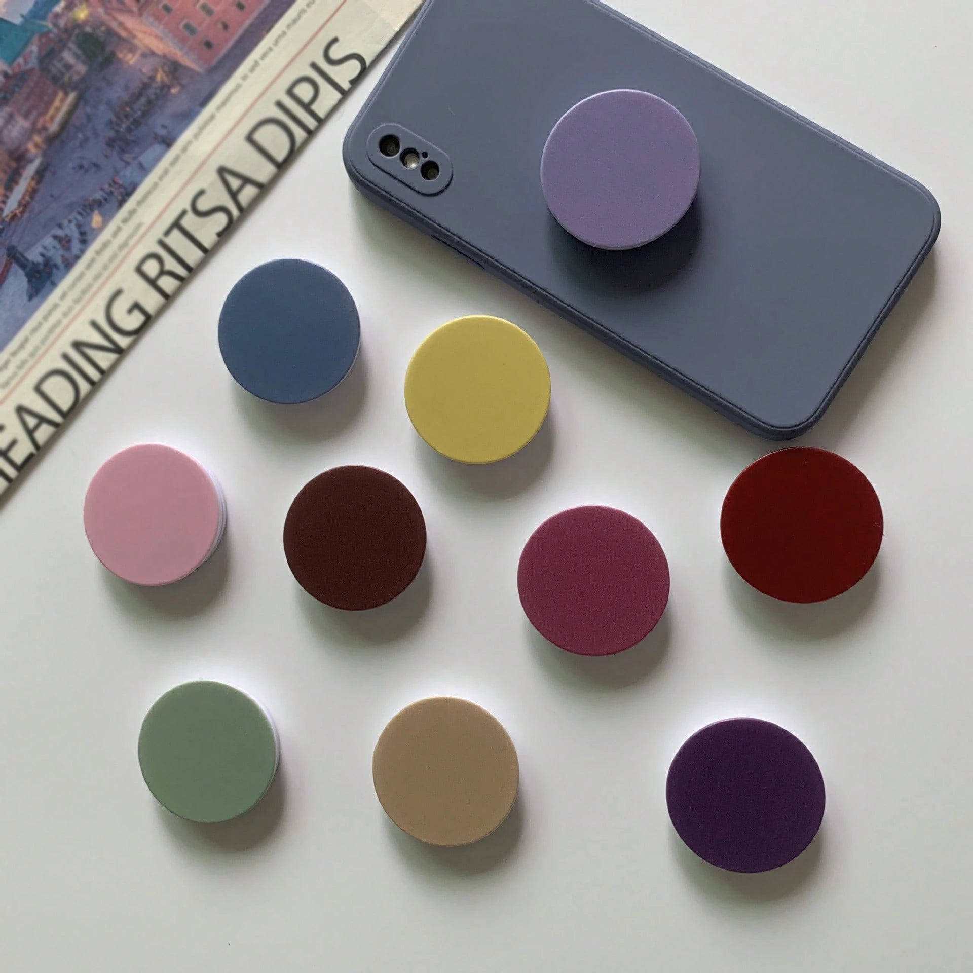 Cute Solid Color Material Phone Push-Pull Stand 1pc Solid Color Expandable Phone Stand, Cute Solid Color Transparent Phone Stand, Foldable Extendable Phone Stand, Transparent Base, Dopamine Color Phon