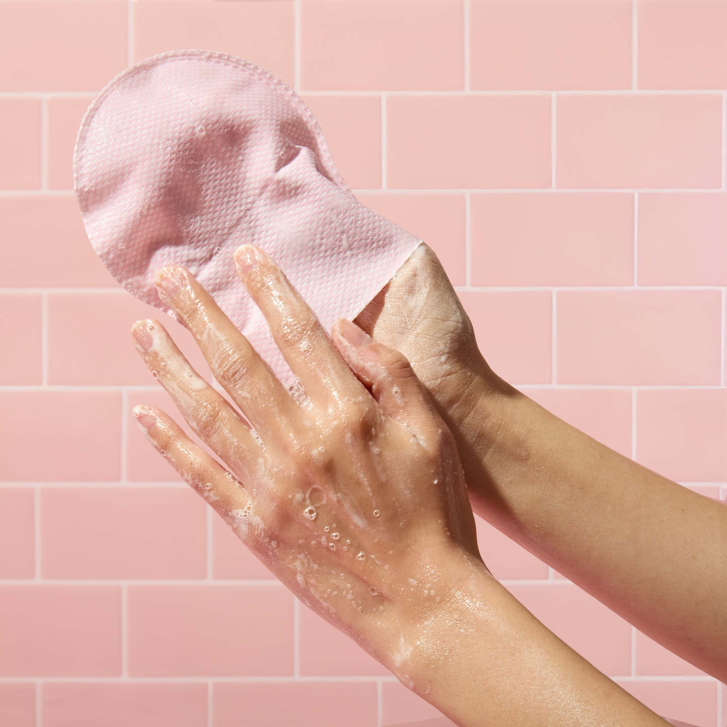 TONYMOLY Plum Bum AHA Body Exfoliating Bubble Mitt