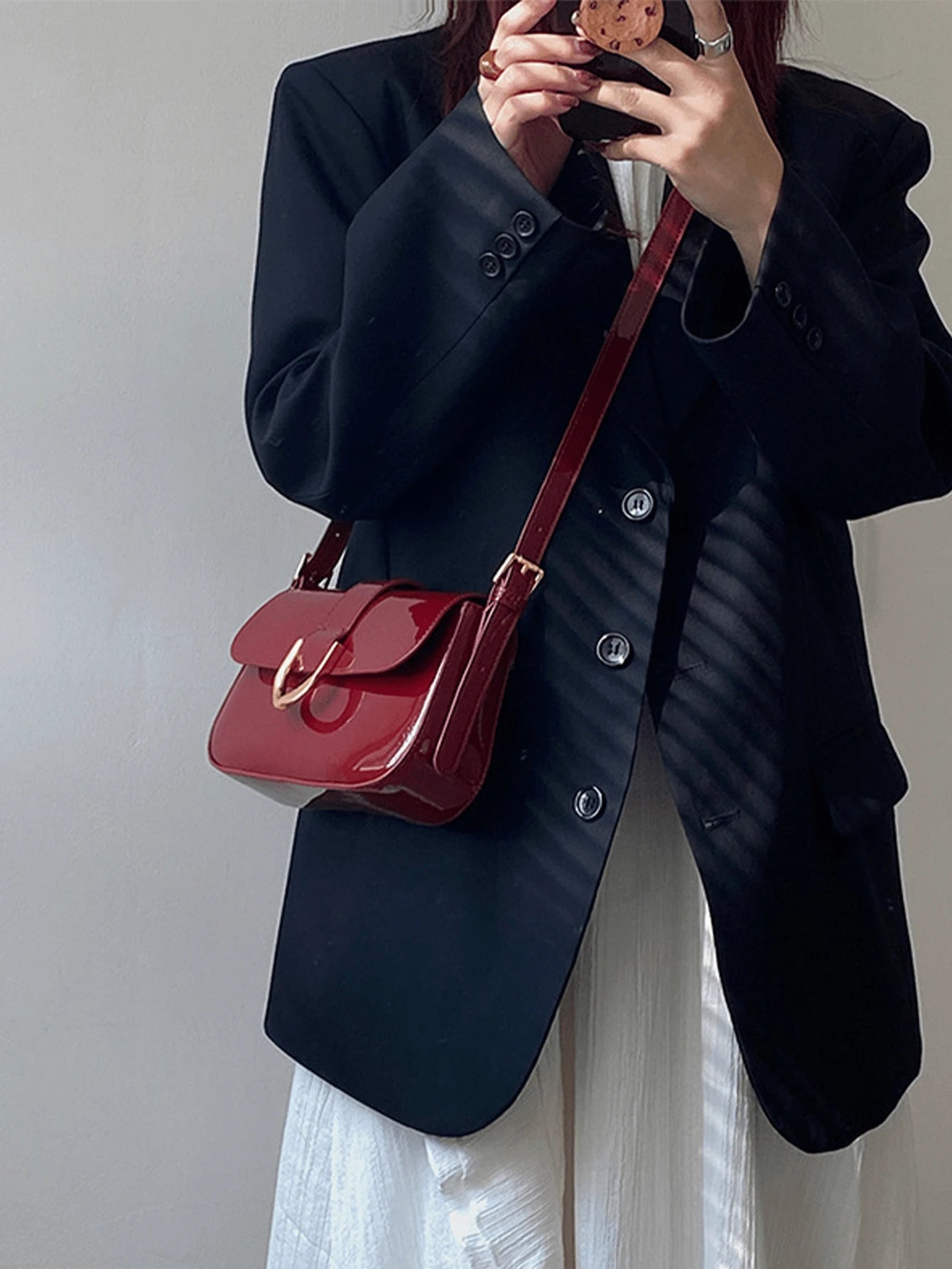 Elegant Horseshoe Buckle Underarm Bag, Shoulder Bag, Glossy Hard Shell, Waterproof StainFree Sleek, Bridal Wedding Prom, Dinner, Party, Dating, Office