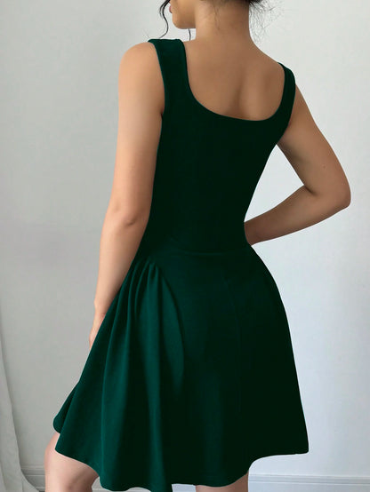 Elenzga Dark Green Winter 70s Square Neck Sleeveless A-Line Dress,Solid Ruched Hem Elastic Fabric Casual Slim Fit Waisted Flattering For Date,Party,Christmas