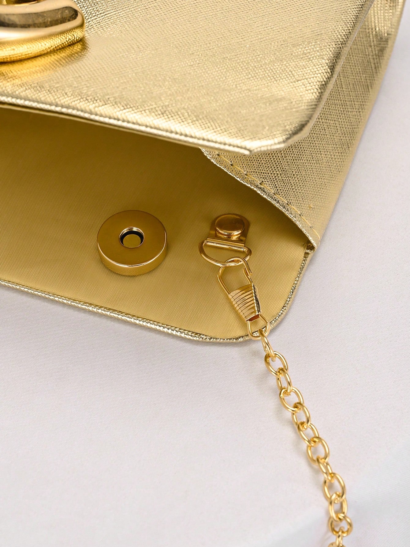 European And American Women's Gold Patchwork Pattern Design Evening Bag, Shiny Clutch Suitable For Fashion Parties, Balls, Romantic Weddings, Birthday Gatherings. Detachable Chain Can Be Worn On The S