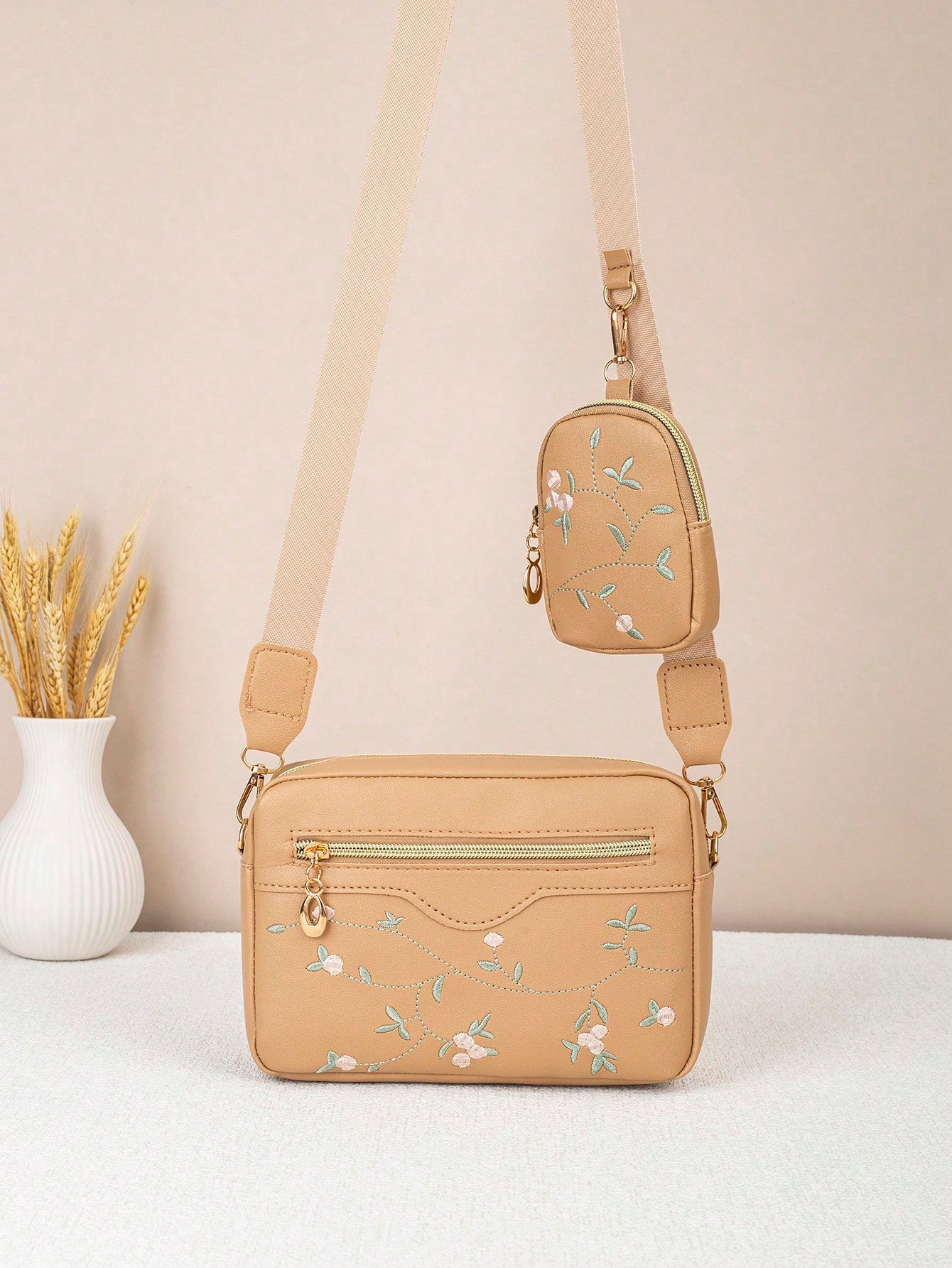 Fashion Embroidered Camera Bag Mother-Daughter Set 2026 New Casual Korean Style Textured Versatile Crossbody Bag For Women