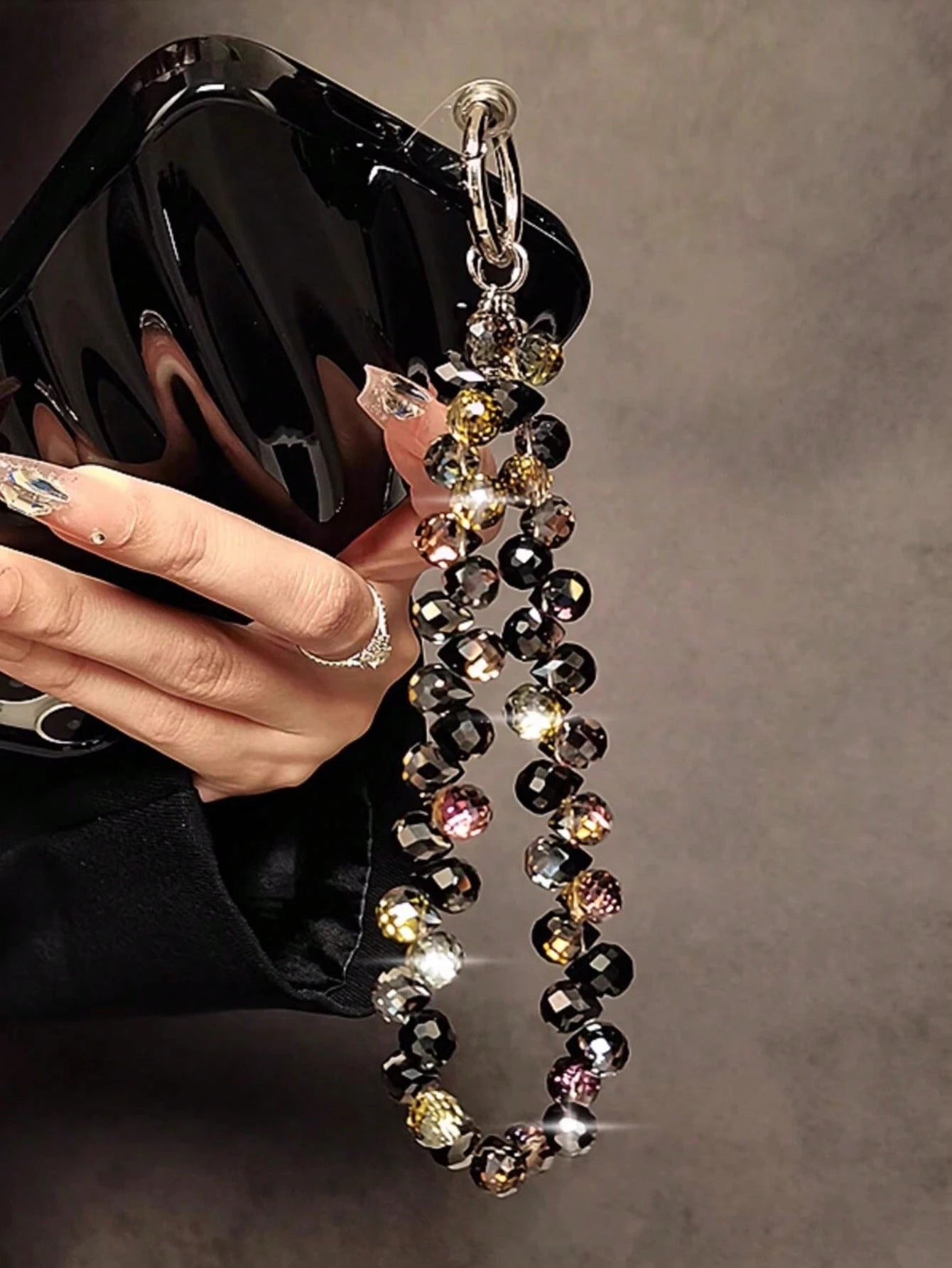 Fashionable Beaded Phone Wrist Strap, Universal Fit For All Smartphones, Luxury Beaded Decoration With Finger Ring Stand Gifts For Mother, Family, Friends, Birthday, Holiday Phone Charm, Phone Chain