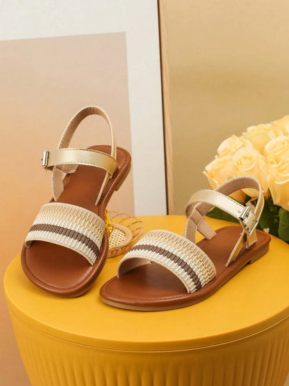 Fashionable & Comfortable Flat Sandals For Children's Daily Wear Or Vacation