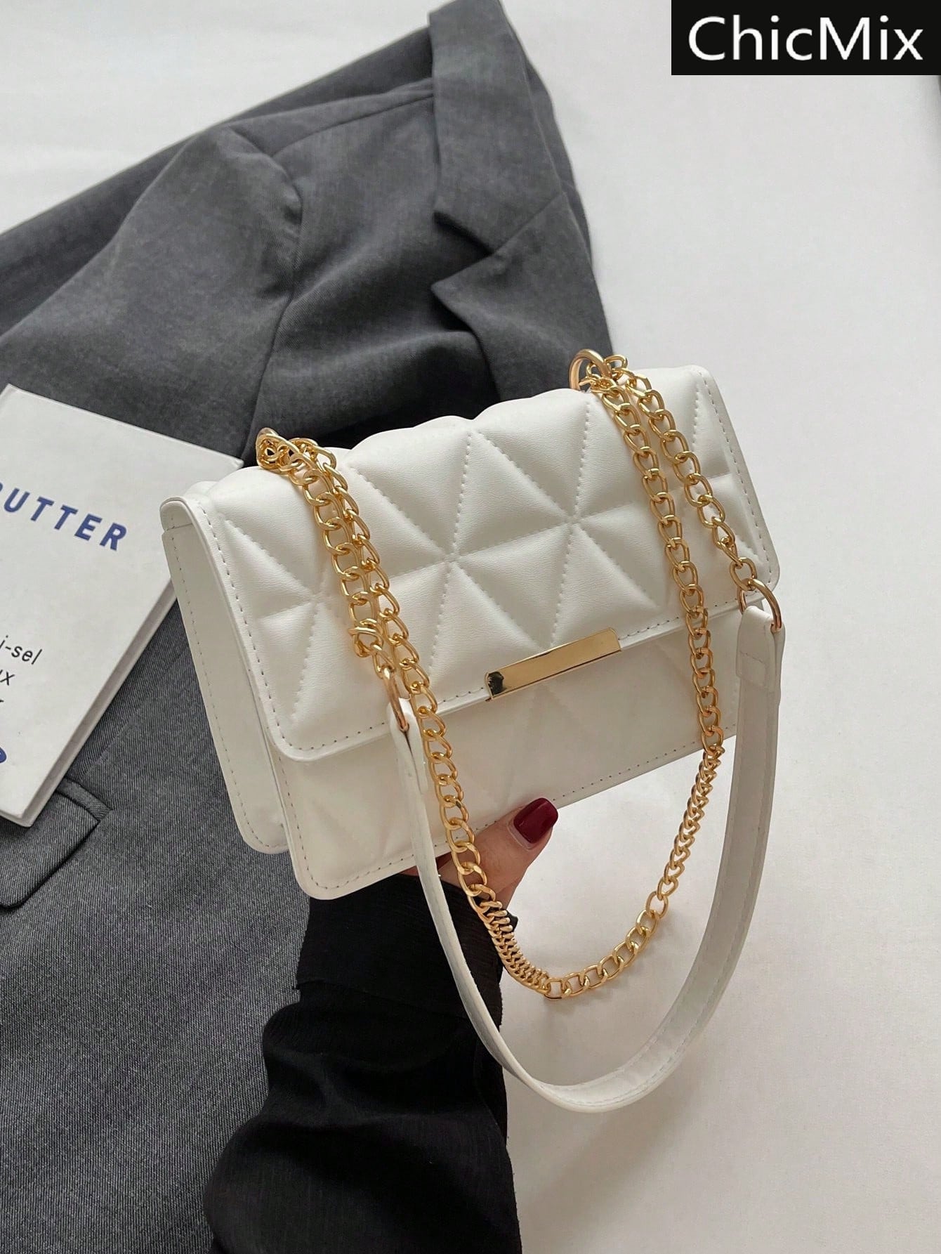Fashionable Solid Color Embossed Chain Shoulder Bag, Minimalist & Practical Multifunction