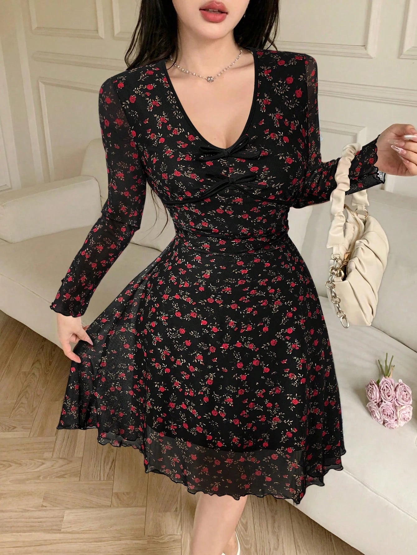 Feyla Women's Ditsy Floral Bow Decor V-Neck Long Sleeve Fashionable Short Dress