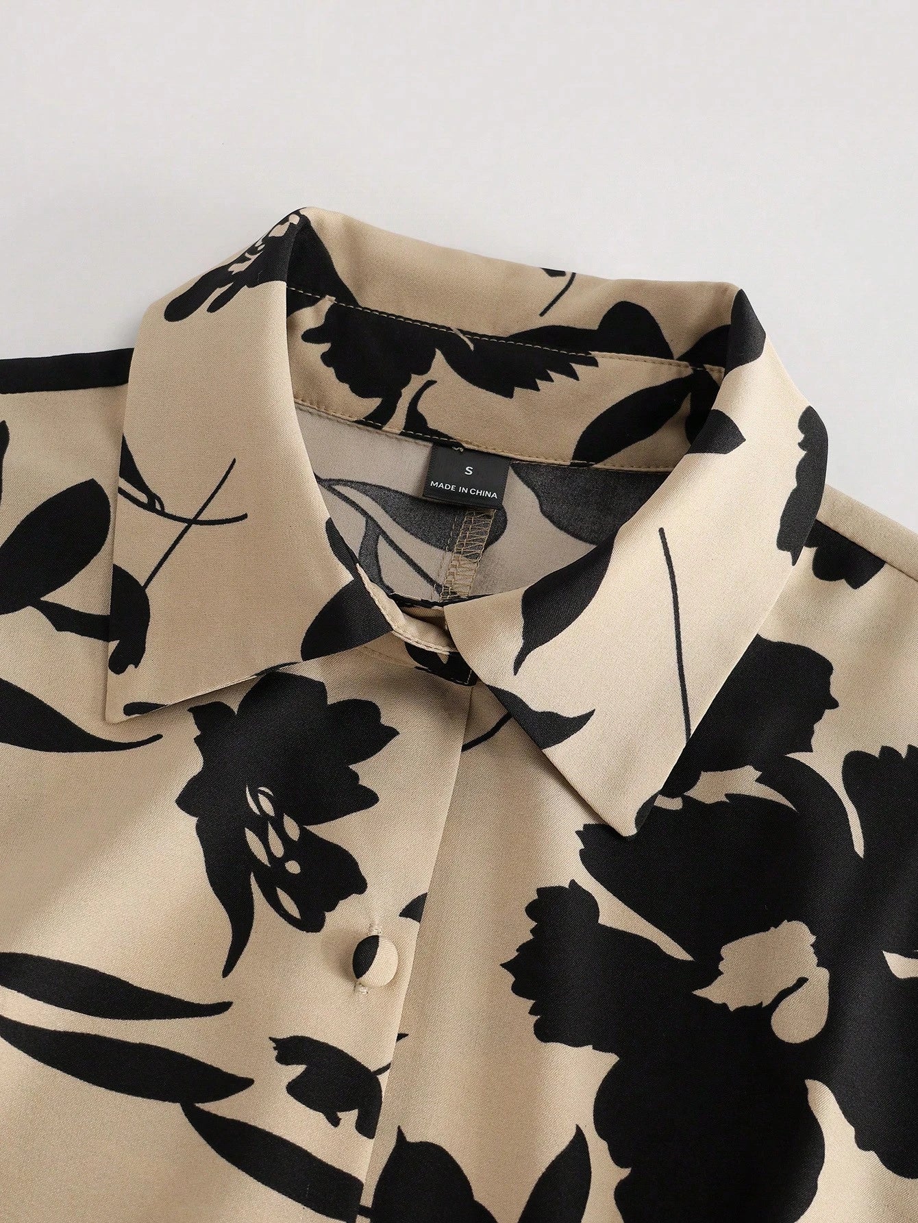 Franclia Summer Retro Khaki Floral Collared Waist-Cinched Dress Short-Sleeve Single-Button Ruched Slim-Fit Elegant Office Wear Figure-Flattering Women's Dress