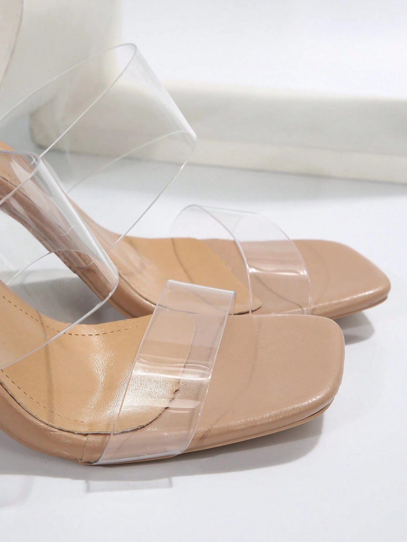 Frends2025 Summer New Transparent Crystal Lace-Up Fashionable Simple Chunky Heel Sandals, Suitable For Women, Can Be Worn For Photography, Parties