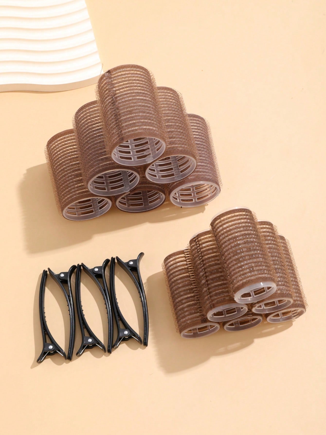 Hair Curlers With Clips, Self-Gripping Hair Roller, Suitable For Long/Medium/Short Hair And Bangs, DIY Hair Curling Tool (Includes 12 Large Hair Rollers + 6 Clips)