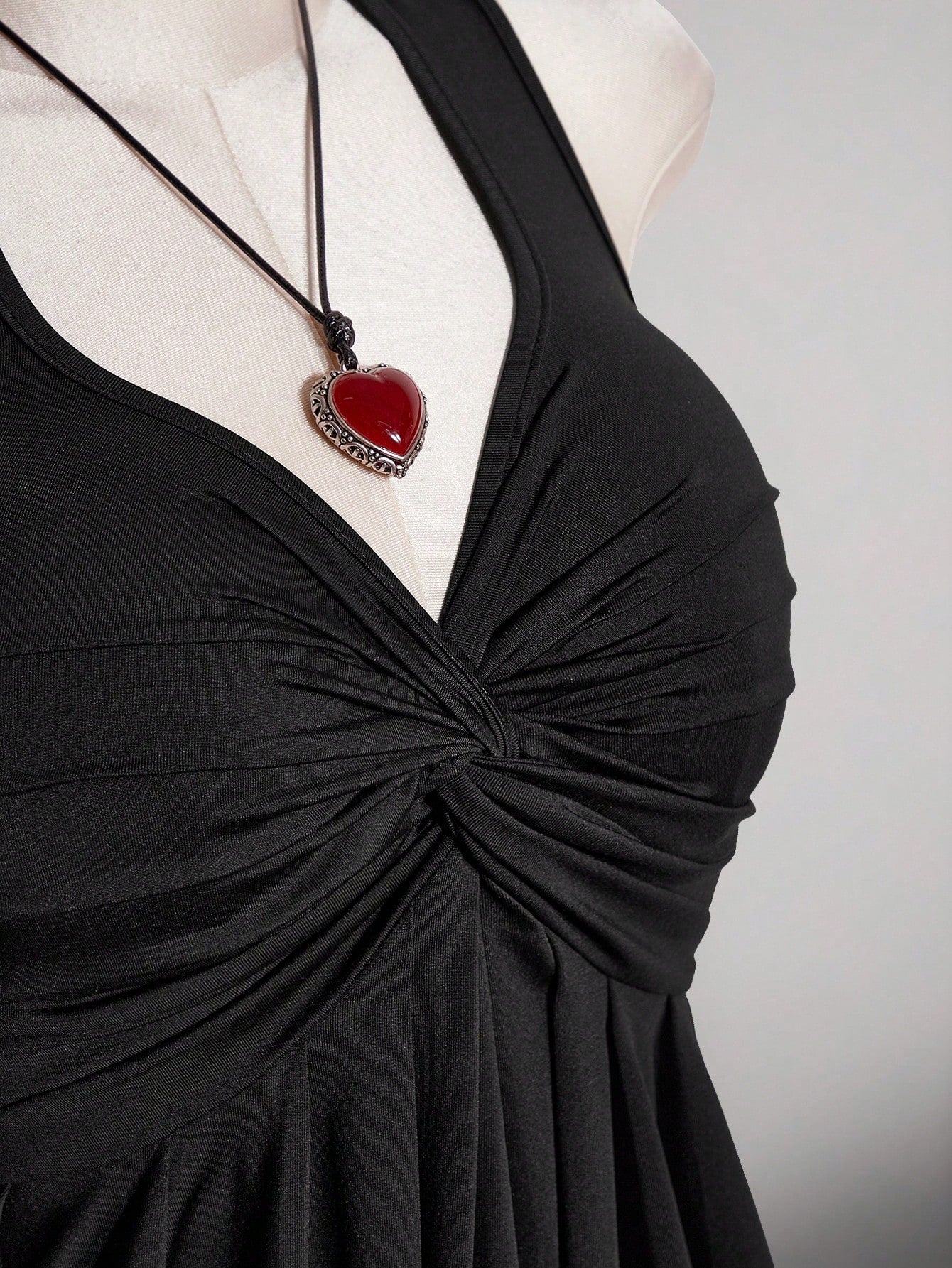 ICON Women's Plus Size Black Summer Slim Fit Top, Y2K 70's Sexy Sweetheart Halter Neck Tie-Up Chest Knot Pleated Hem Night Out Party Date Night Club