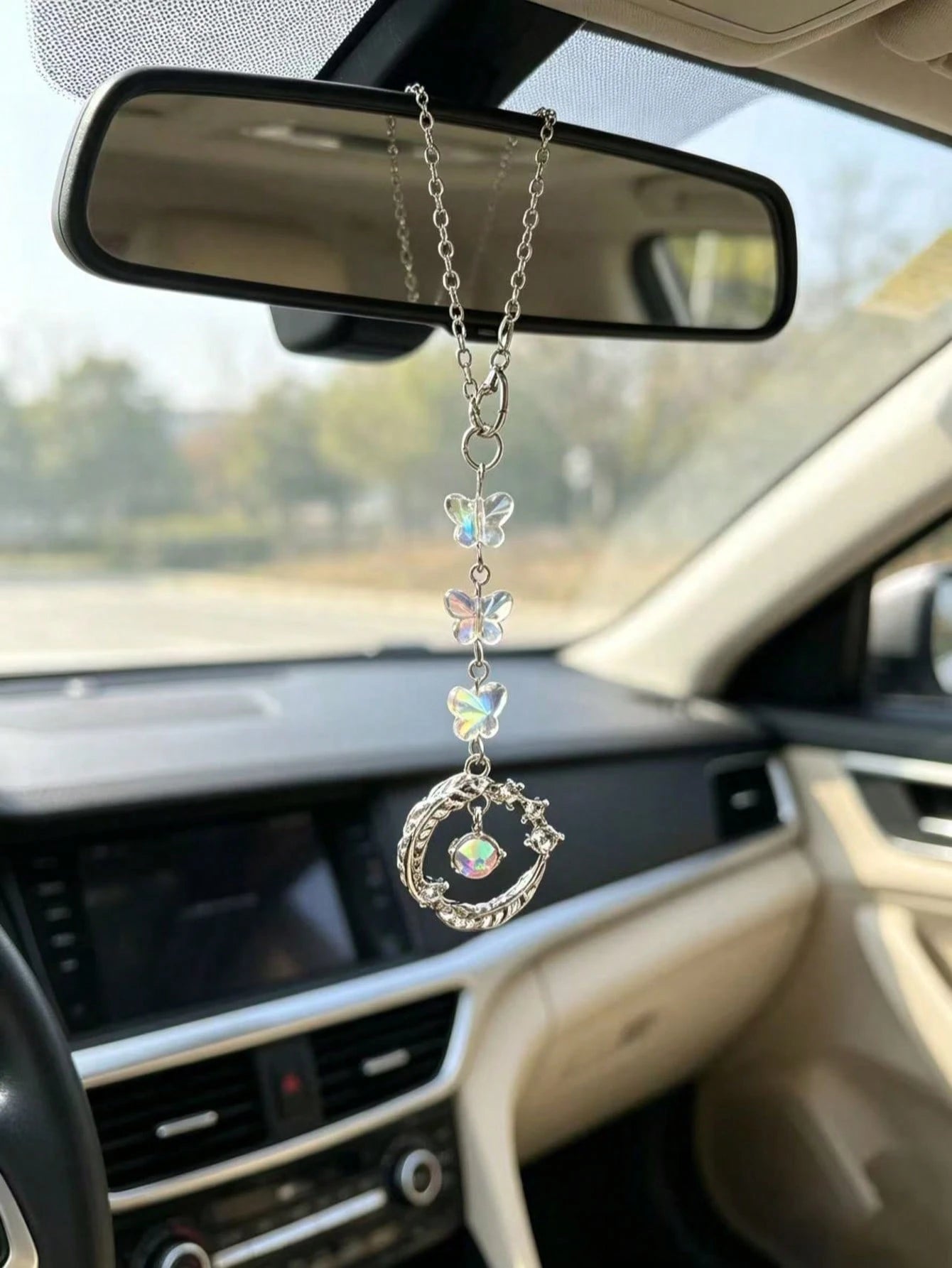 Iridescent Crystal Butterfly Car Rearview Mirror Hanging Ornament, Vintage Silver Carved Round Ring Car Interior Pendant, Ethereal Luxury Car Rearview Mirror Charm