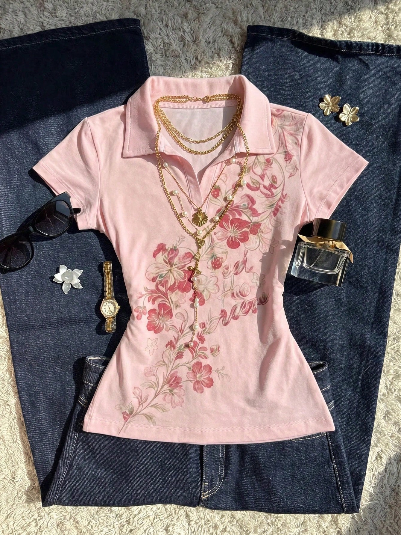 IslaSuriya Women's Floral Print Lapel Short Sleeve Casual T-Shirt