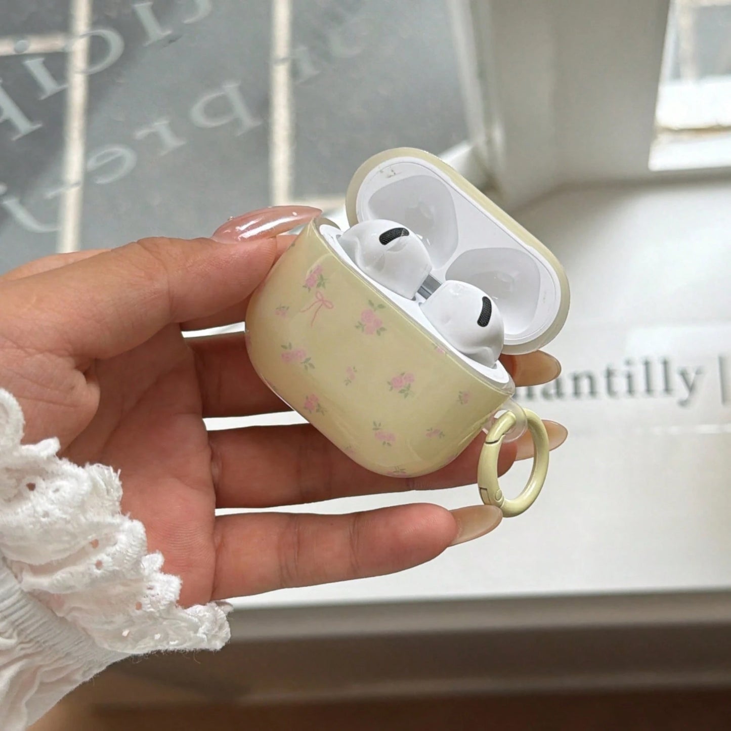 Korean Style Ins Ditsy Floral Pattern Earphone Case With Hanging Ring Compatible With Airpods 4th Gen Cute Earphone Cover Apple 2nd Gen 3rd Gen New Protective Case Pendant Airpodspro 3 Korean Style Ea