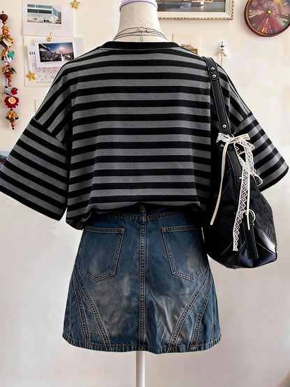 Lalippa Striped Digital Print Fashionable Minimalist Plus Size Long Round Neck Drop Shoulder T-Shirt, Gift For Friends