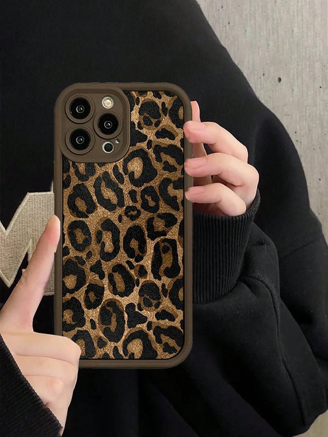 Leopard Print Silicone Shockproof Soft Phone Case, Compatible With IPhone 17 Pro Max/17 Pro/17 Air/17/16 Pro Max/16/16 Pro/16 Plus/16E/15/15 Plus/15 Pro/15 Pro Max/11/12/13/14 Pro Max/XS/XR/11 Pro/11