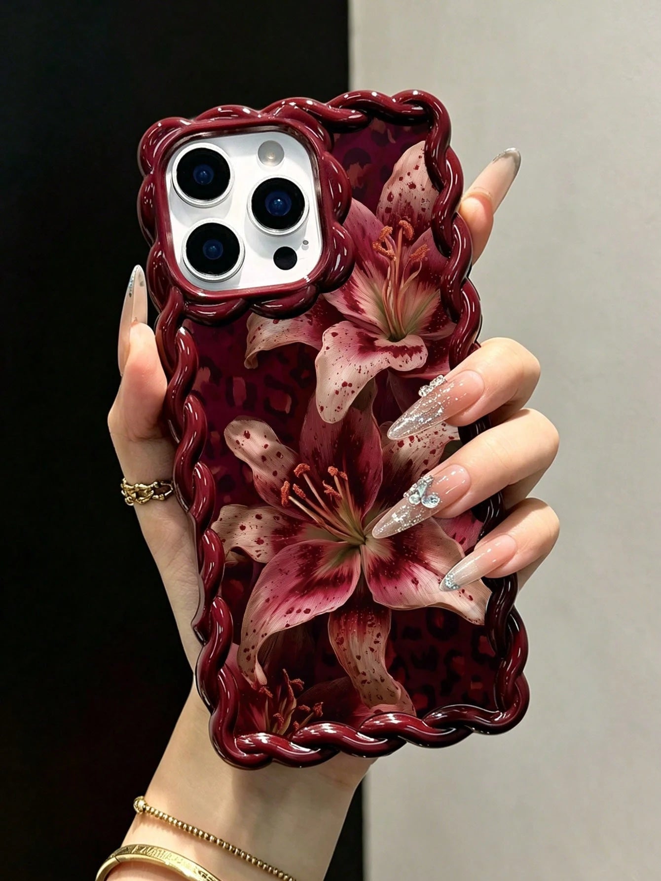 Lily Leopard Print Colorful Flat Printed Burgundy Twisted Soft Shell Phone Case Compatible With IP17/IP17PROMAX/IPhone16/IPhone16Pro/IPhone16ProMax/IPhone15/XR/7P8P/P12ProMax/P13ProMax/P14ProMax/P13/P
